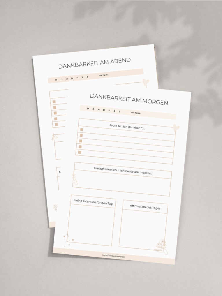 2 Seiten des Dankbarkeitsjournals für morgends und abends